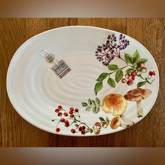 Effetti Home Made in Italy Large Oval Platter, 17 3/4”x12 3/4” - Picture 3 of 5